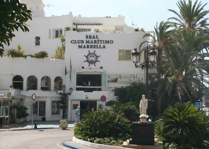 Valdecantos Apartment *